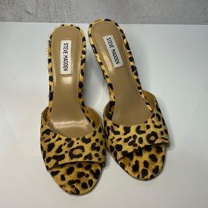 Steve Madden Erin Leopard Mules size 8